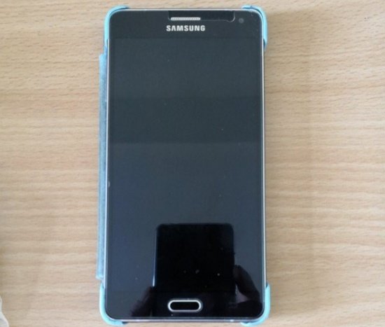 Samsung A7 Bị Đen Màn Hình, Bạn Có Thể Khắc Phục Tại Nhà Được Không?